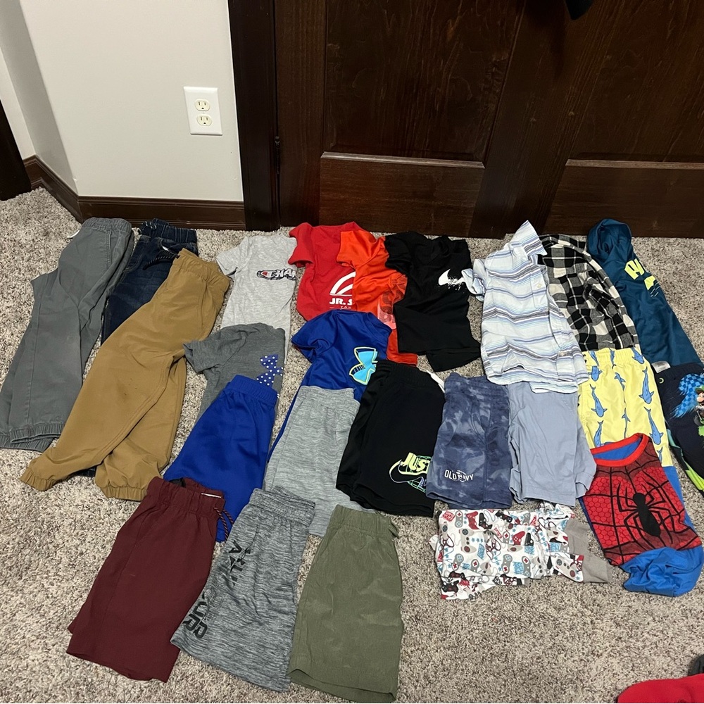 Assorted boys lot size 5/6